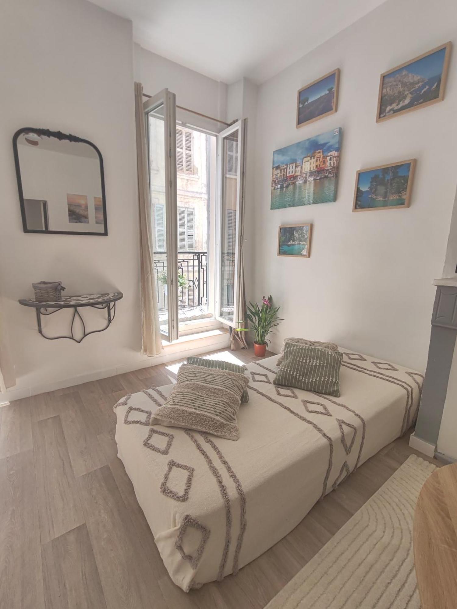 Appartamento T3 Grand Balcon Au Coeur Du Vieux Port Marsiglia Esterno foto